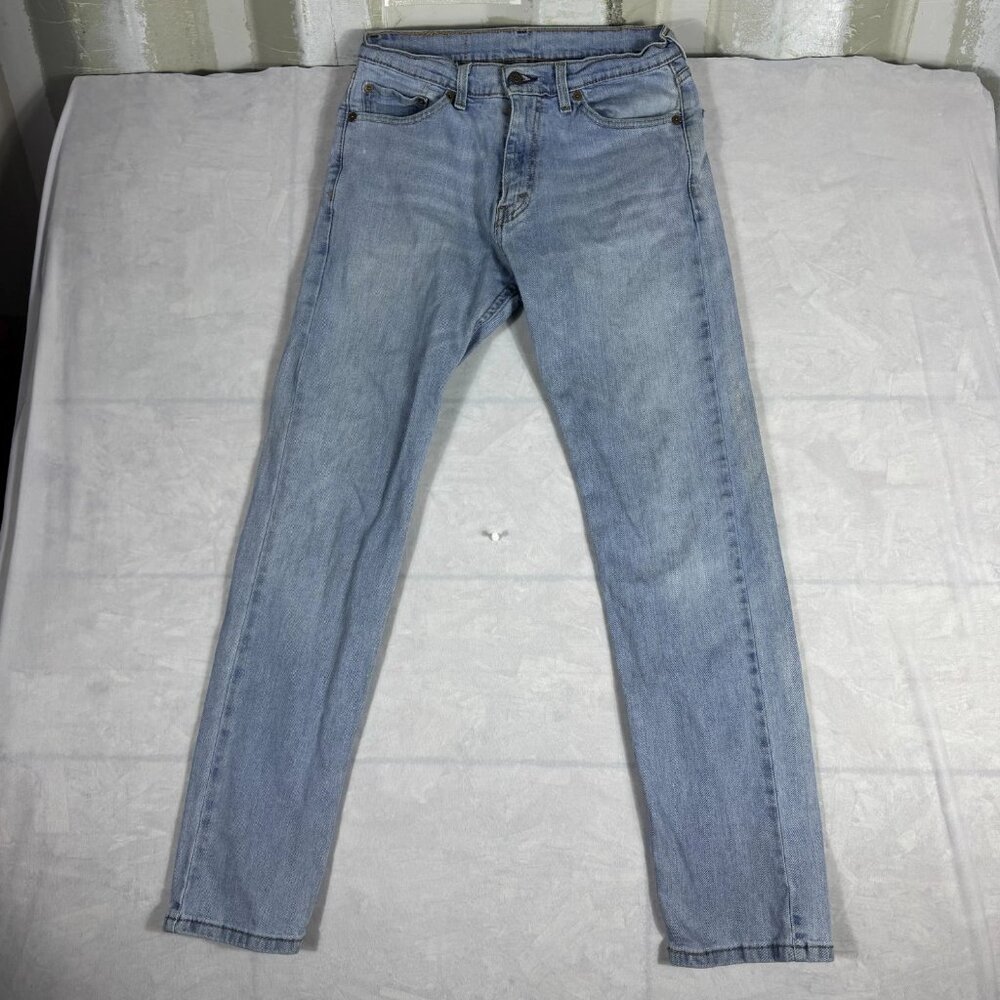 Levi's 505 Men's Straight Leg Jeans Blue Denim Zip Fly 5-Pocket Design W30 L32
